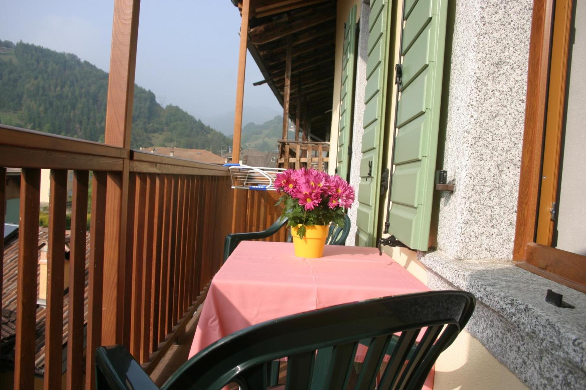 Casa Anita Apartment Tiarno di Sotto Bagian luar foto